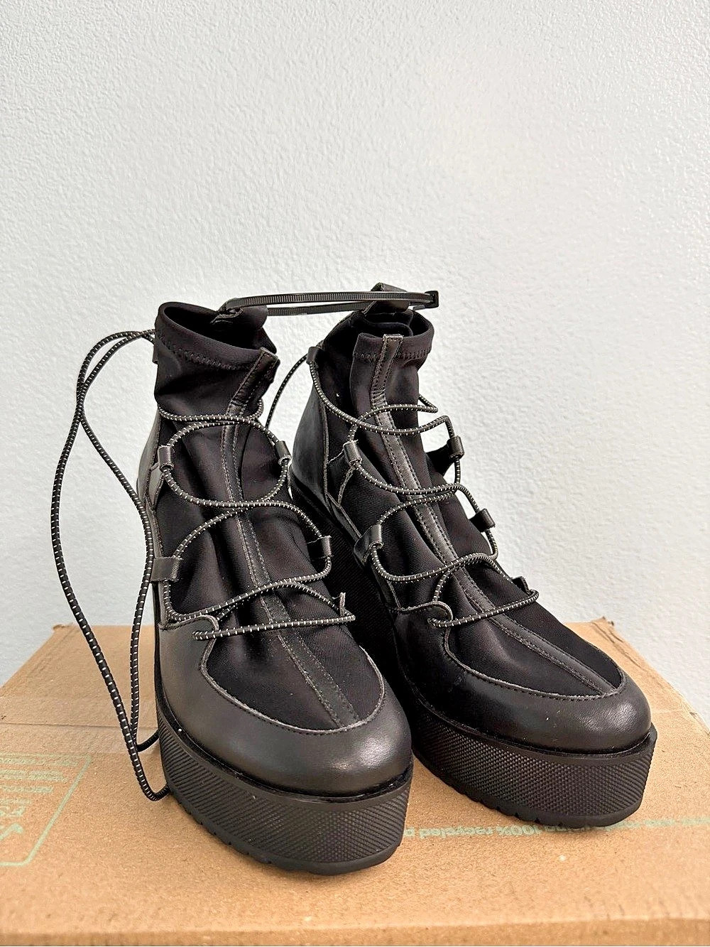 Steve Madden ATOM01S1 Black Platform Wedge Bootie Size US 8.5M